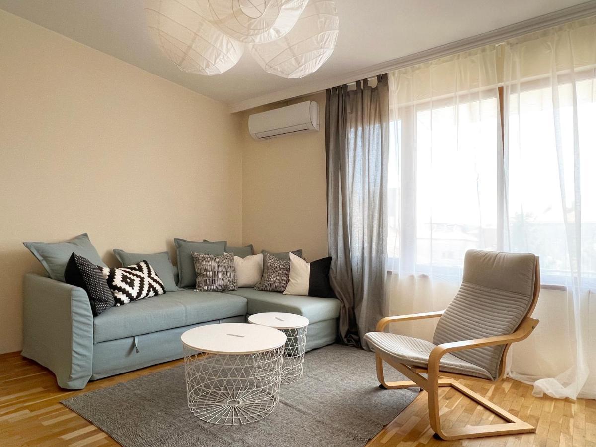 Lovely Apartment With Balcony In Pomorie Old Town By Flat Mаnаger Exterior photo